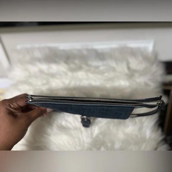 Michael Kor Wristlet - Picture 3 of 8